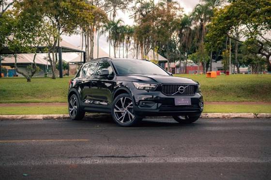 VOLVO XC40 2.0 T5 GASOLINA R-DESIGN AWD GEARTRONIC